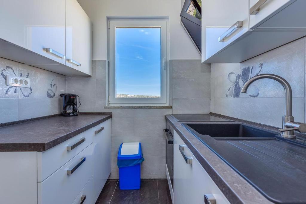 Apartments Host Barbat na Rabu エクステリア 写真